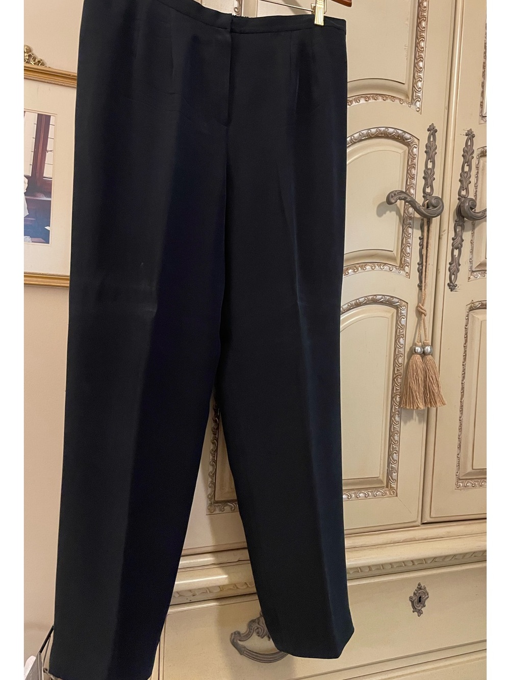 Bloomingdale's Black Silk Dress Pants front zip, lightweight, luxurious. 18